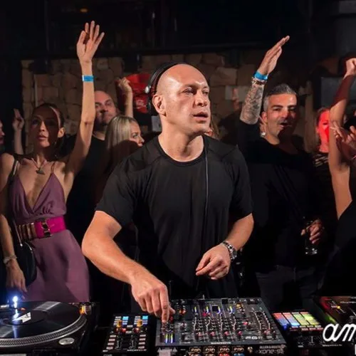 Marco Carola en Pacha Ibiza 2026 Marco Carola pinchando en Pacha Ibiza (Ibiza)