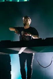Martin Garrix en Ushuaïa Ibiza 2026 Martin Garrix pinchando en Ushuaïa Ibiza (Ibiza)