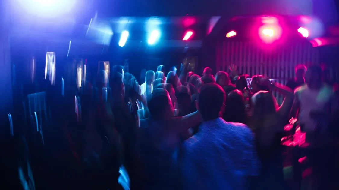 cuida tu DNI en todo momento discoteca5-discoruta_com