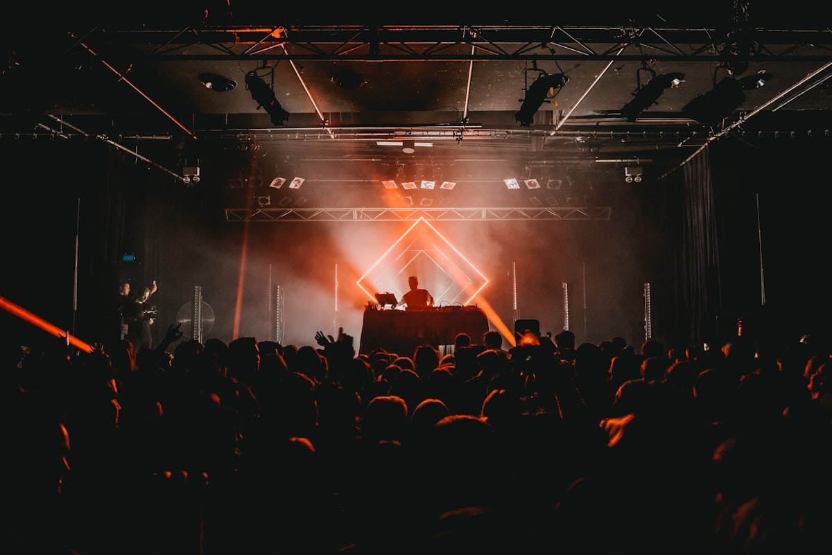 Pista de baile de Opium Barcelona de noche